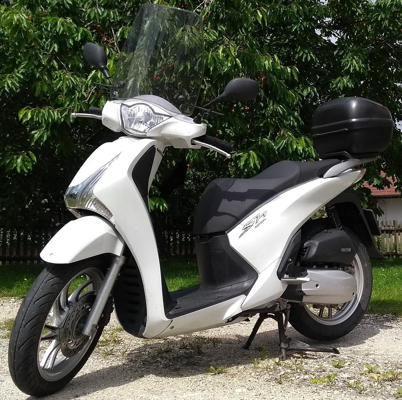 Honda SH125i small scooter