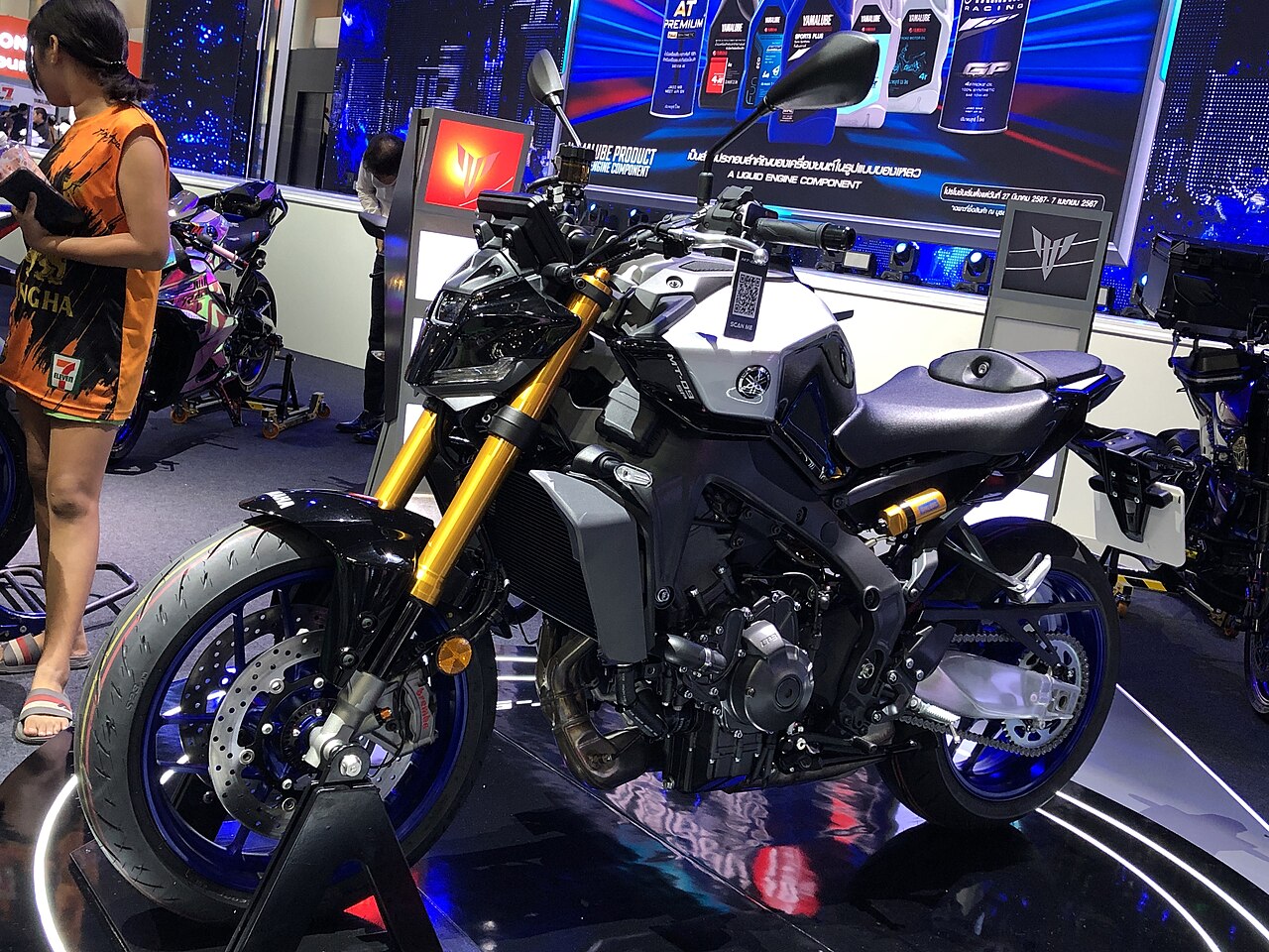 Yamaha MT-09 motorcycle